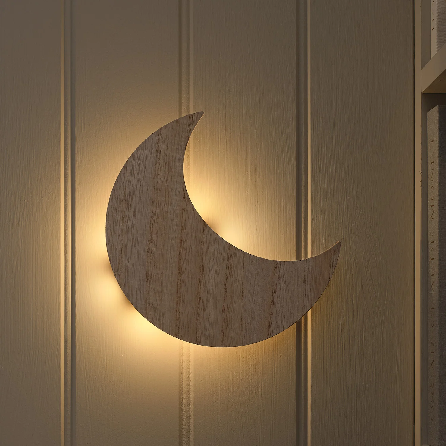 Moonbeam Children's Battery Wall Light - Image 6