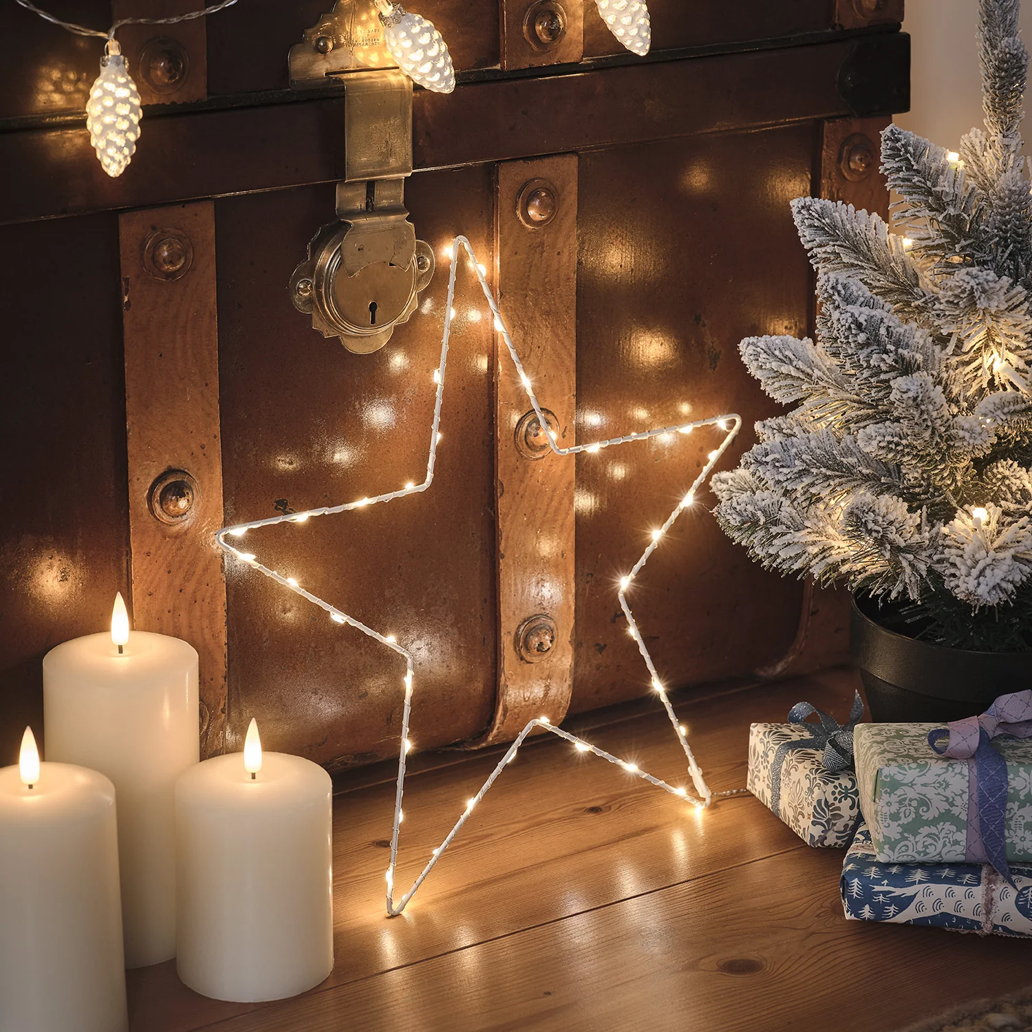 34cm Osby Star Window Light - Image 4