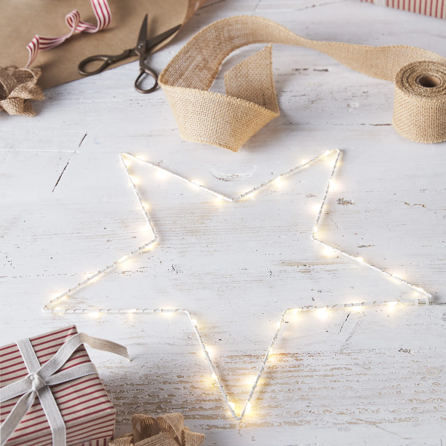 34cm Osby Star Window Light - Image 9