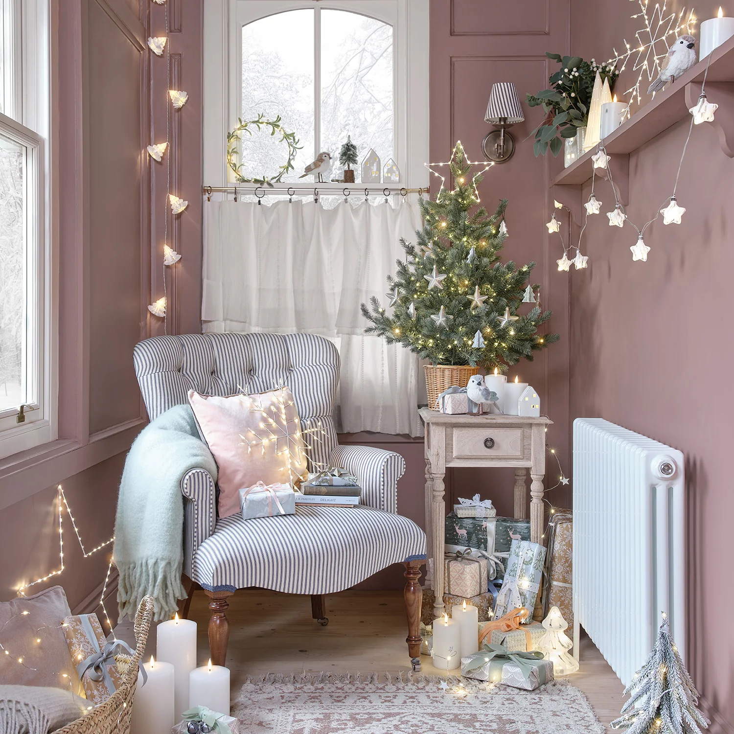 Osby Snowflake Christmas Window Light - Image 7