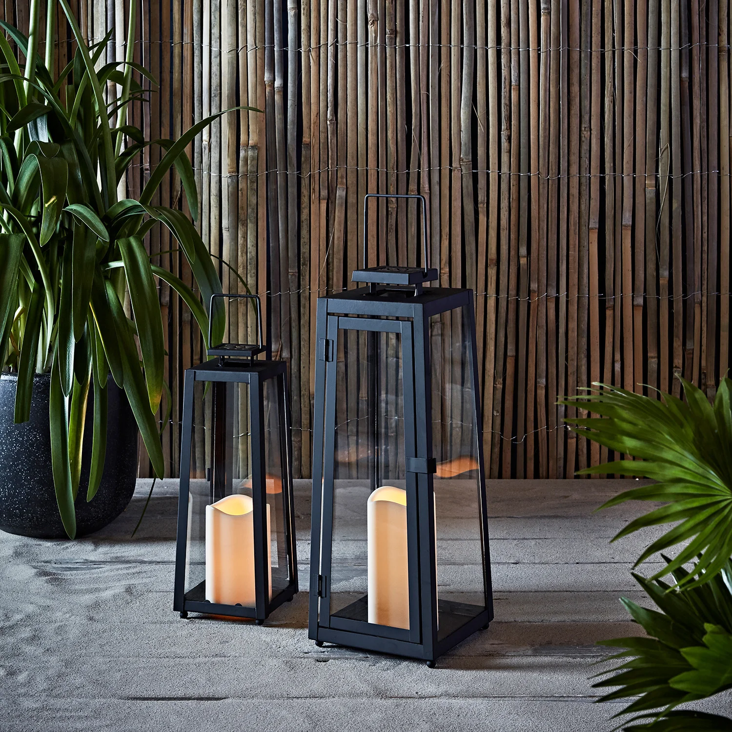 Porto Solar Metal Garden Lantern - Image 10