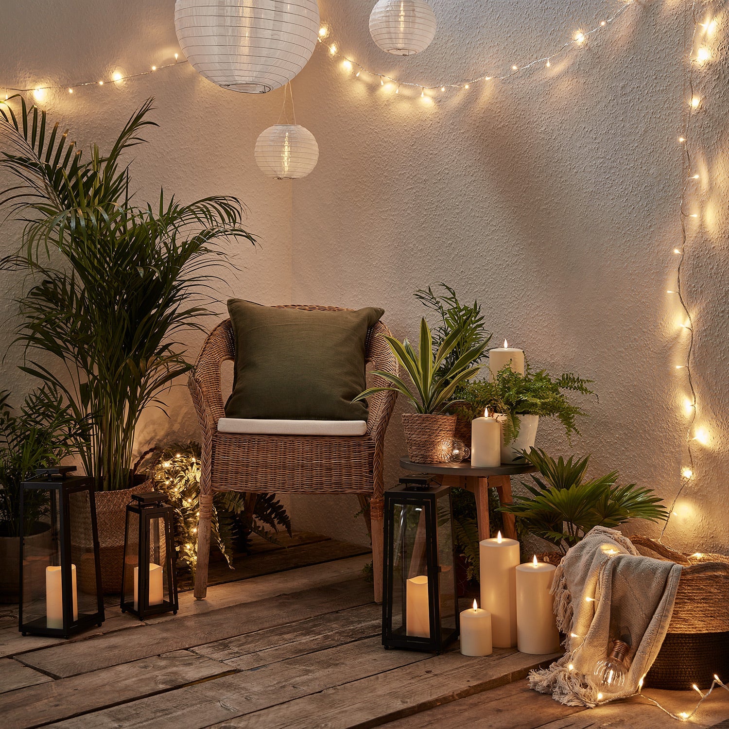 Porto Solar Metal Lantern Bundle - Image 5