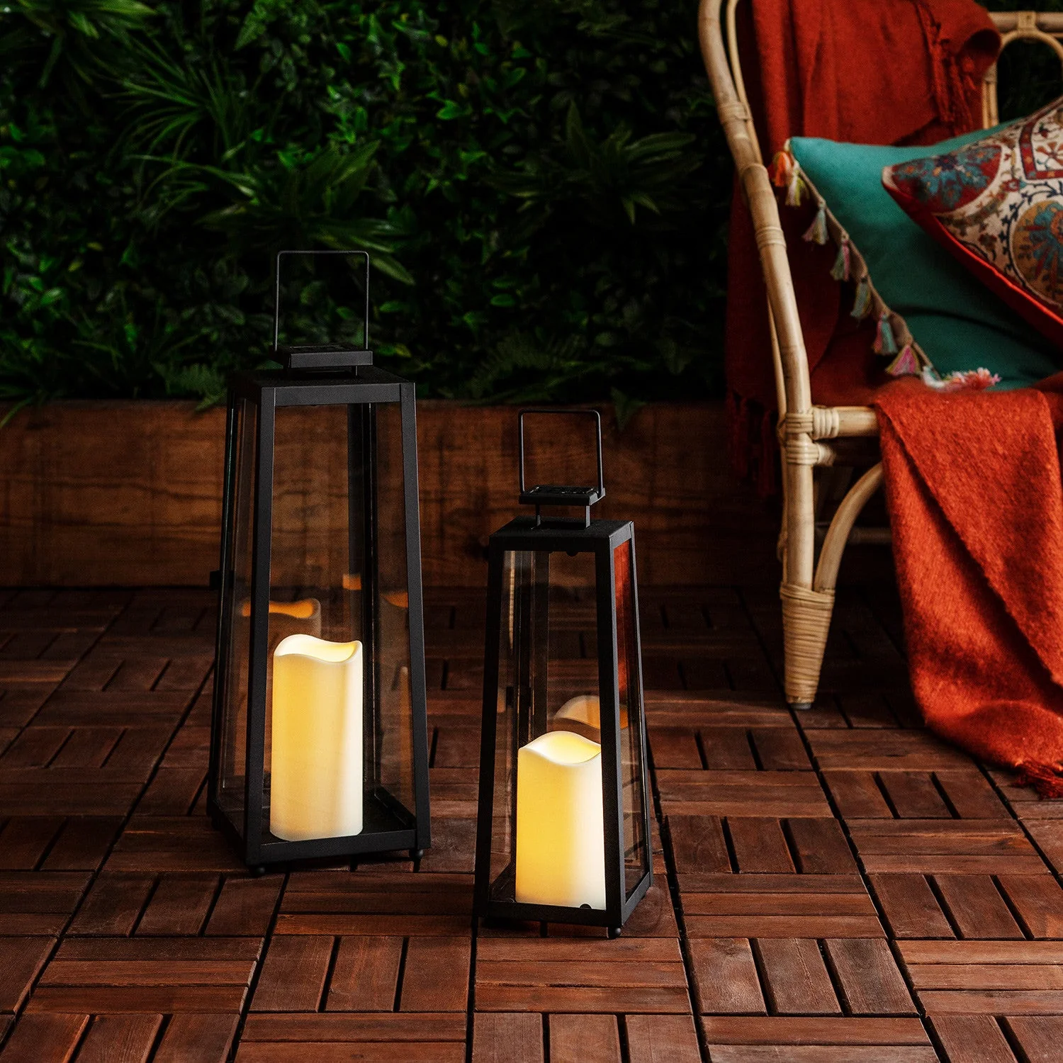 Porto Solar Metal Lantern Bundle - Image 6