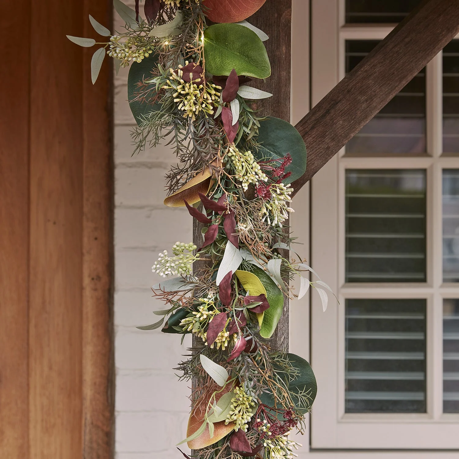 Pre Lit Autumn & Christmas Wreath & Garland - Image 4