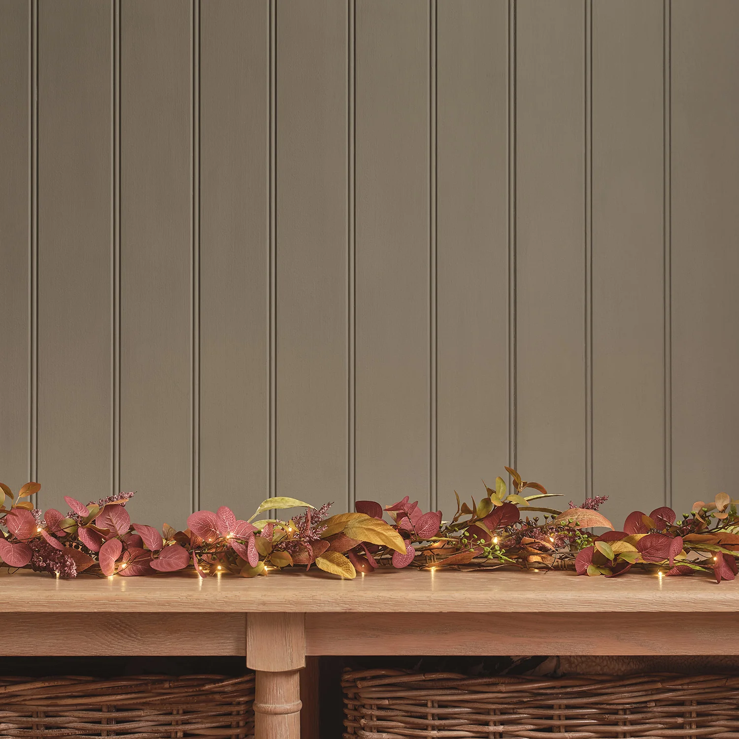 1.5m Pre Lit Autumn Winter Full Garland - Image 3
