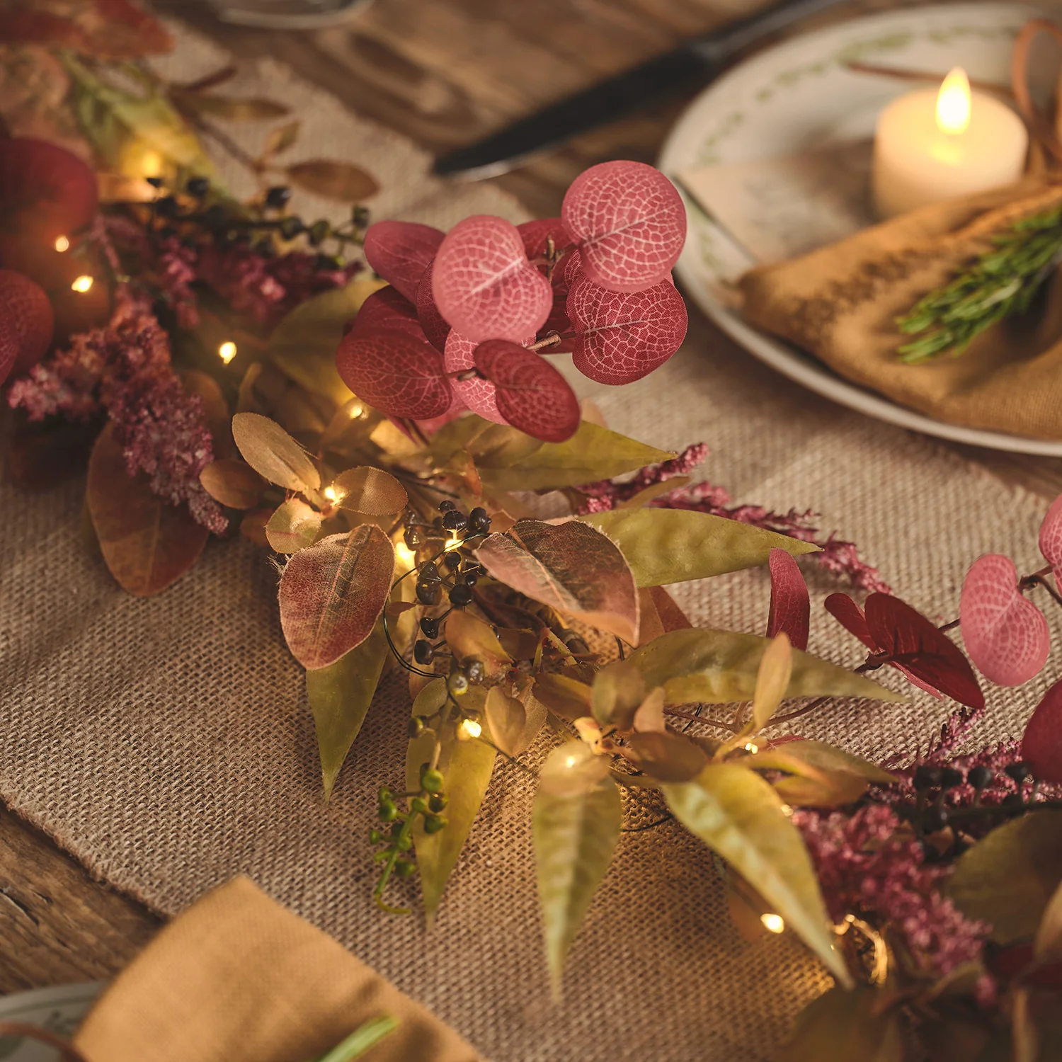Pre Lit Autumn Winter Full Wreath & Garland - Image 9