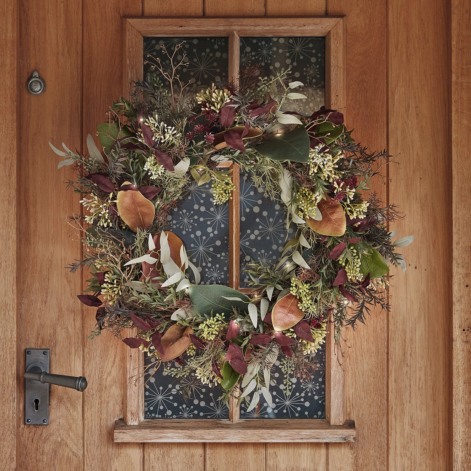 60cm Pre Lit Autumn Winter Wreath - Image 9