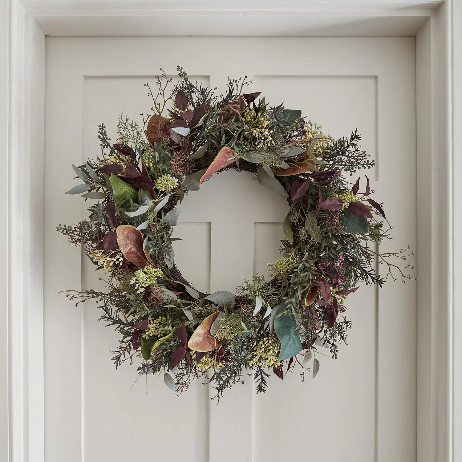 60cm Pre Lit Autumn Winter Wreath - Image 4
