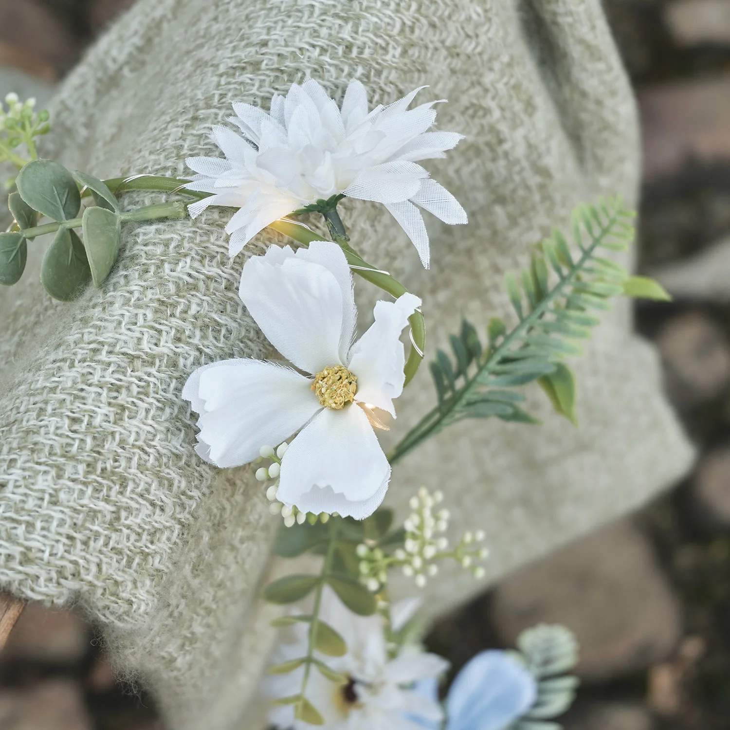1.75m Pre Lit Blue Bloom Outdoor Garland - Image 7