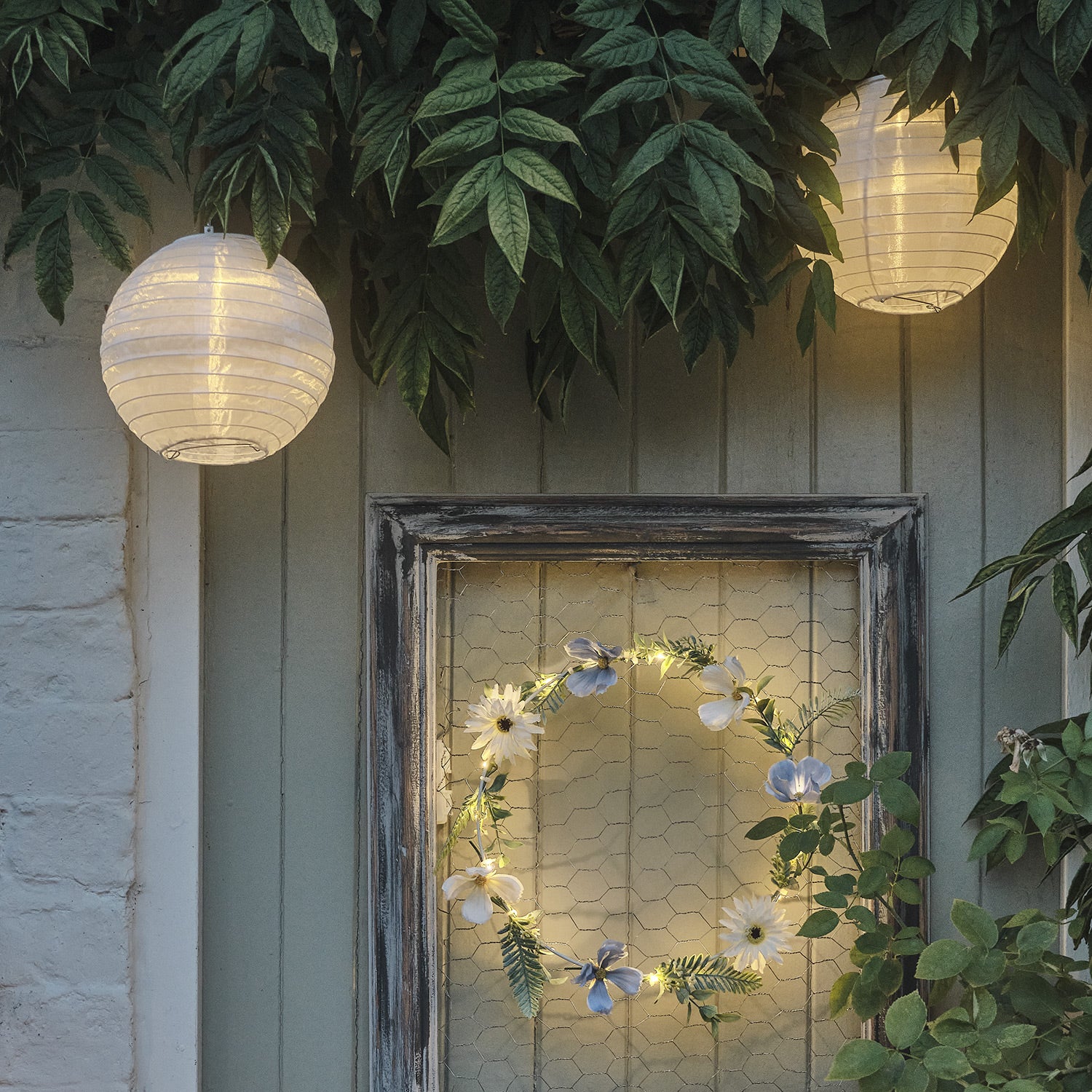 30cm Pre Lit Blue Bloom Outdoor Wreath - Image 5