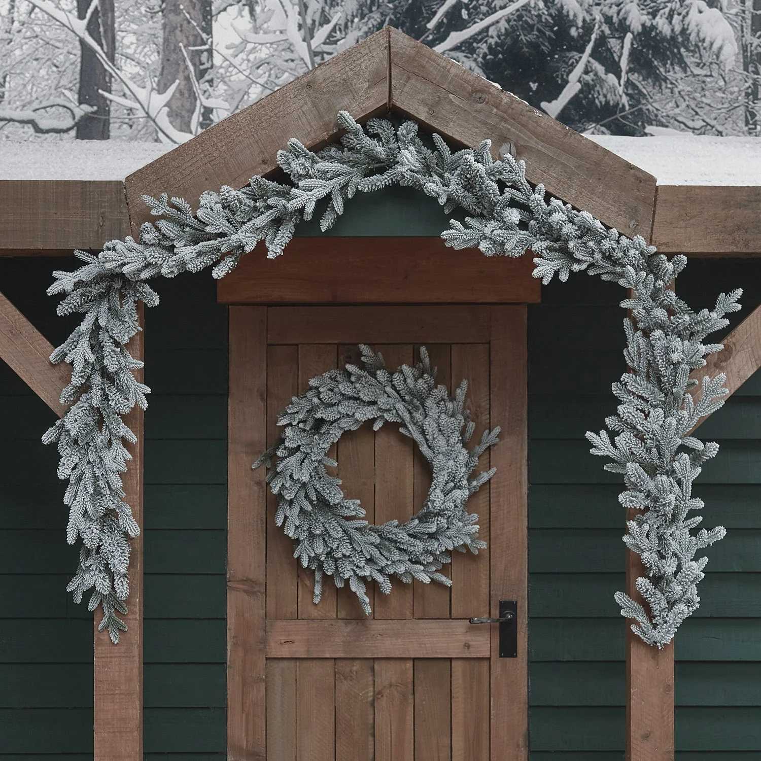 Pre Lit Outdoor Snowy Christmas Wreath & Garland - Image 2