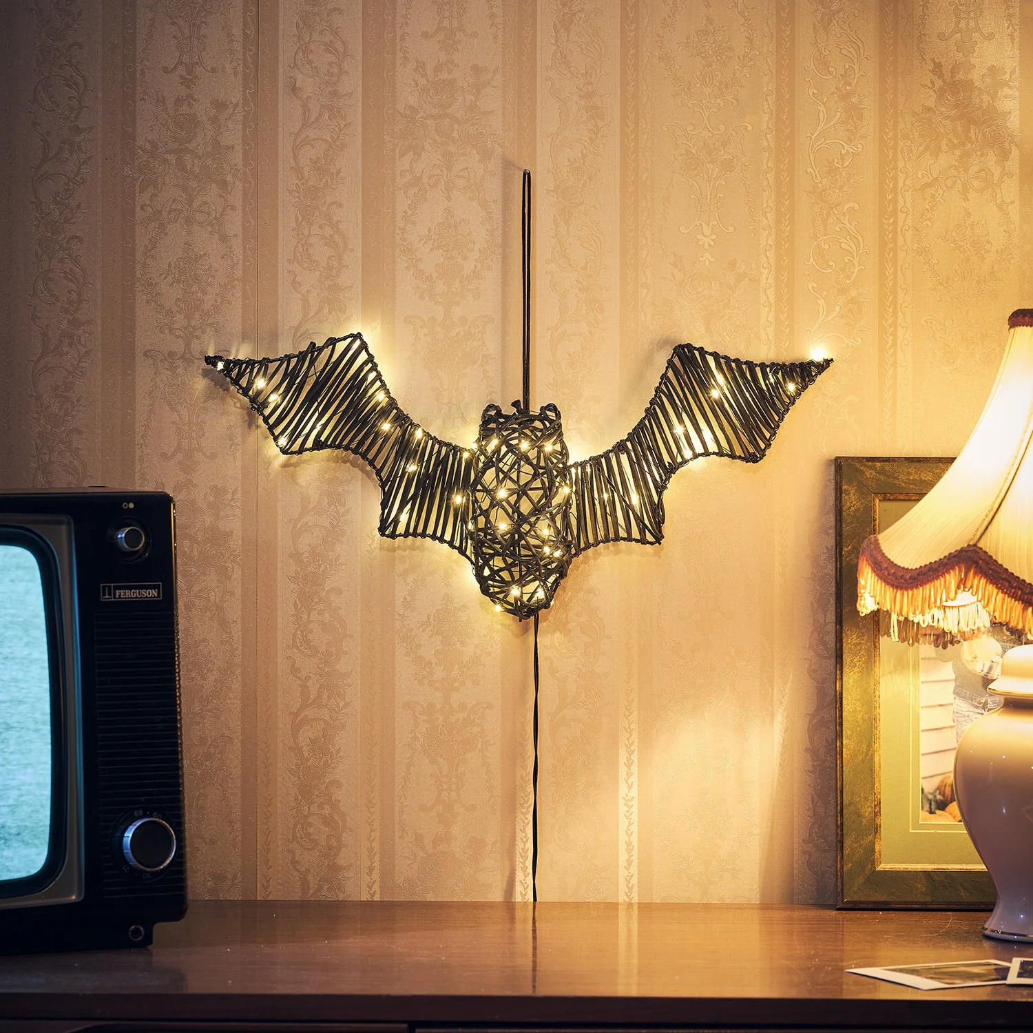 Rattan Black Bat Light Up Halloween Figure - Image 3