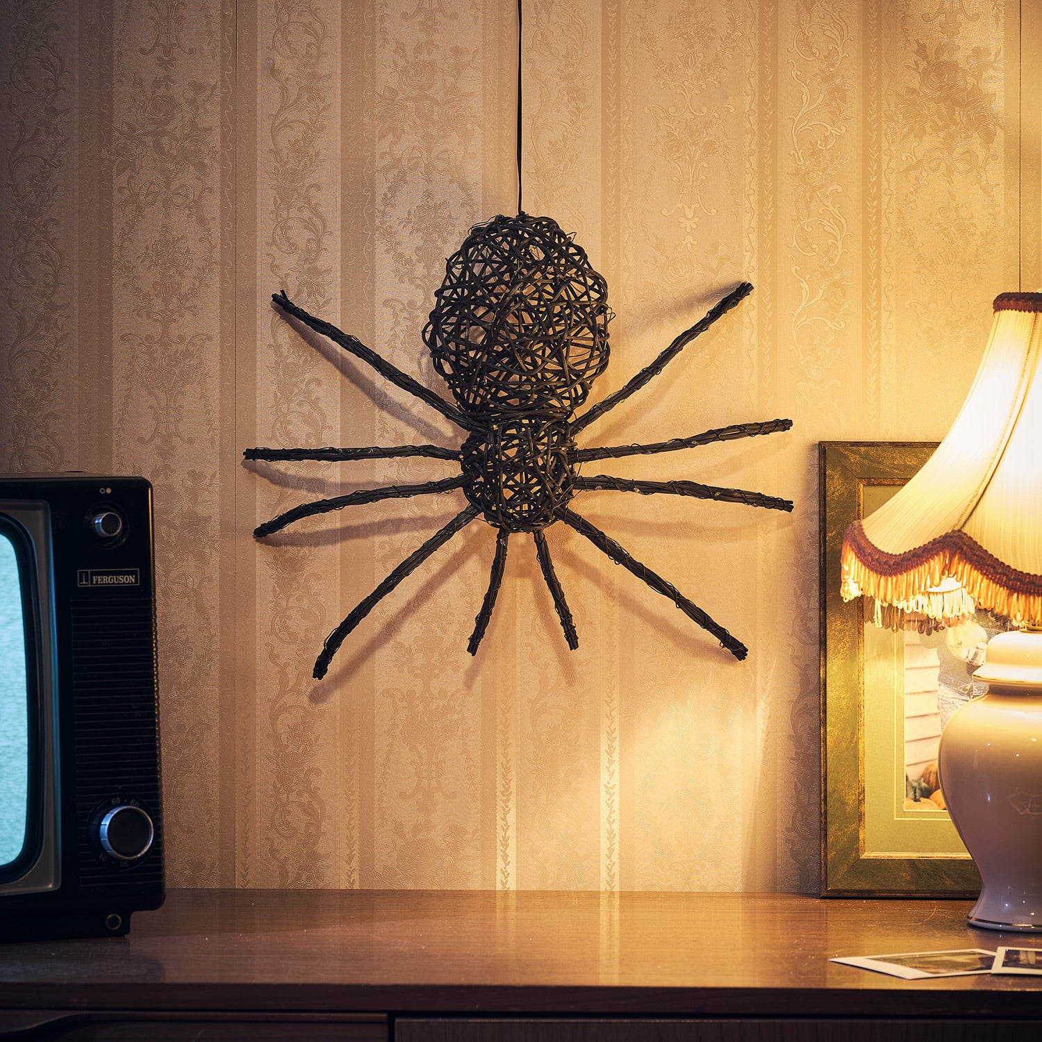 Rattan Black Spider Light Up Halloween Figure - Image 6