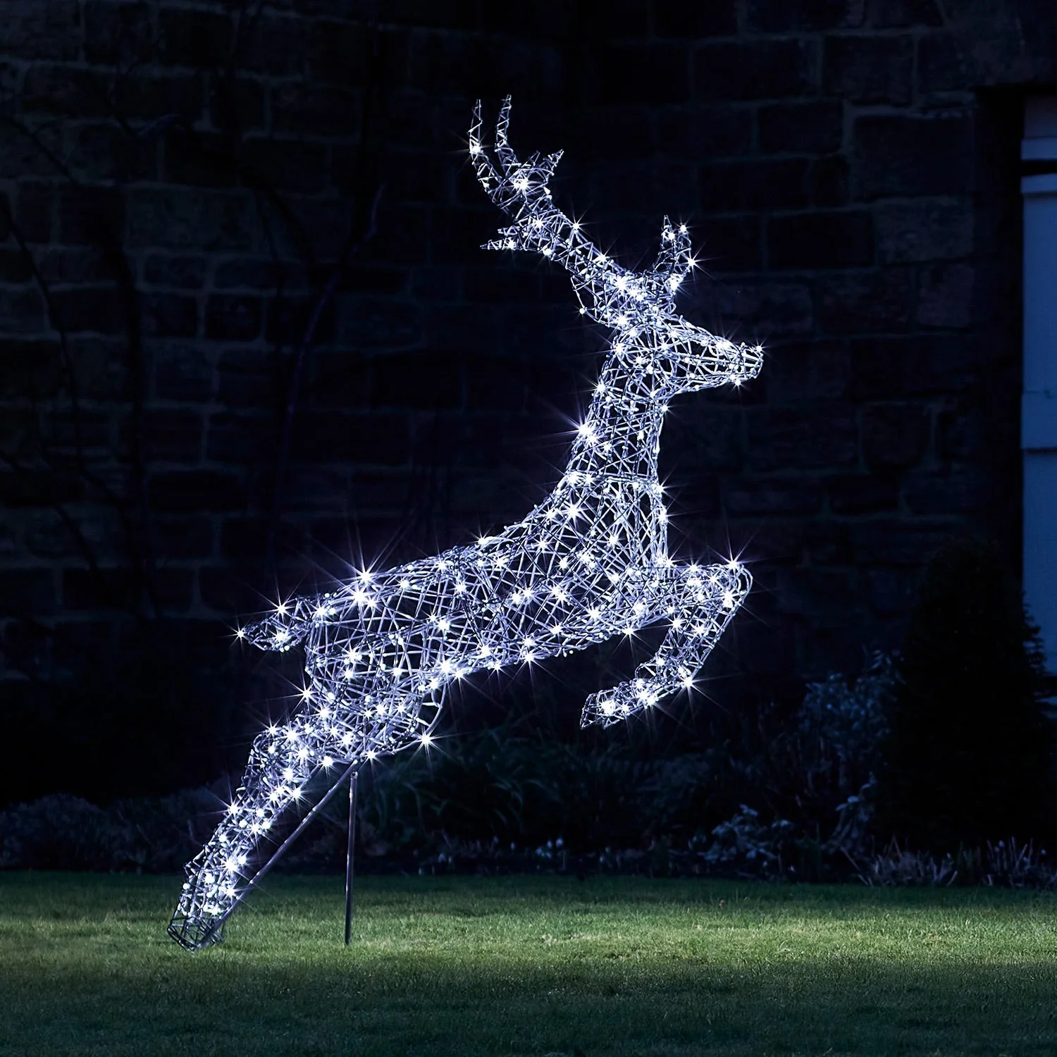 1.4m Regular Harlow Rattan Stag Dual Colour LED Light Up Reindeer - Image 3
