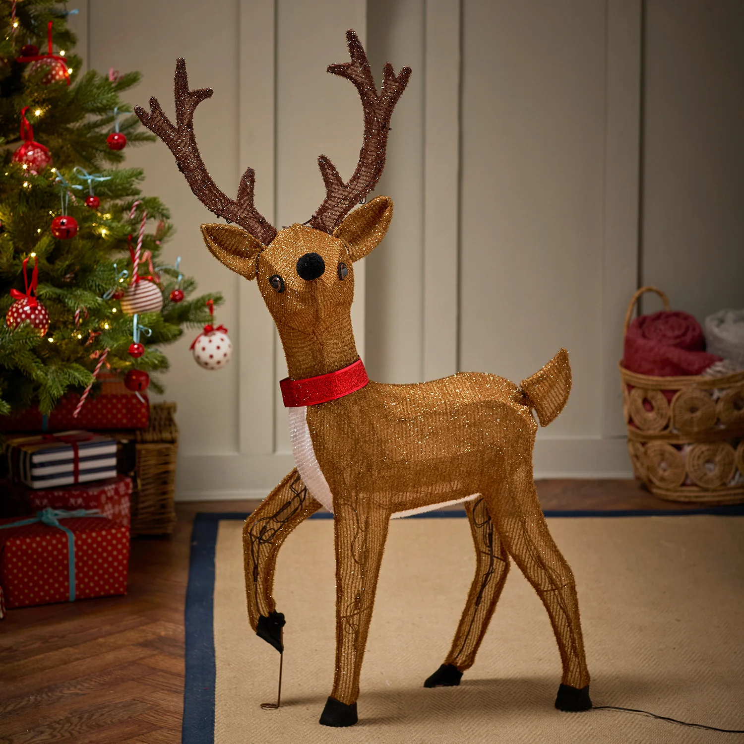 1m Reindeer Battery Operated Light Up Christmas Figure - Image 3