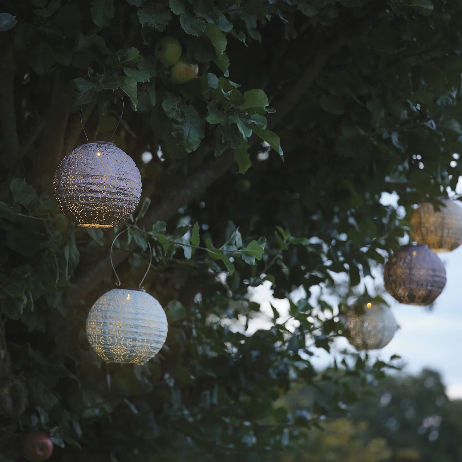 Set of 3 Scandi Tyvek Solar Lanterns - Image 7