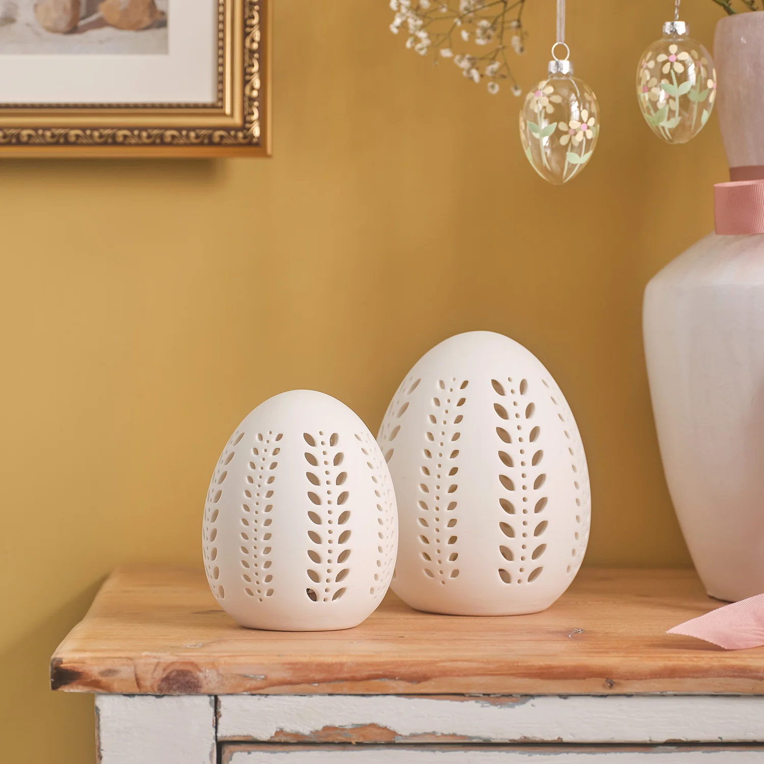 Set of 2 LED Porcelain Eggs - Image 5
