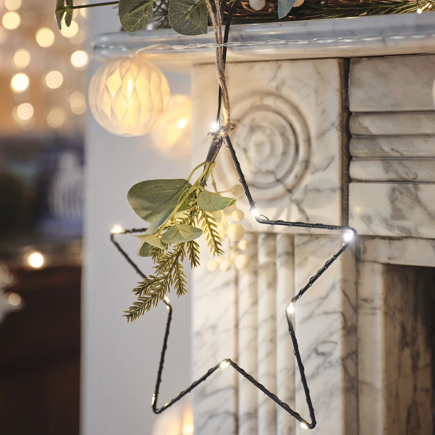Set of 2 Micro LED Star Lights with Winter Foliage - Image 5