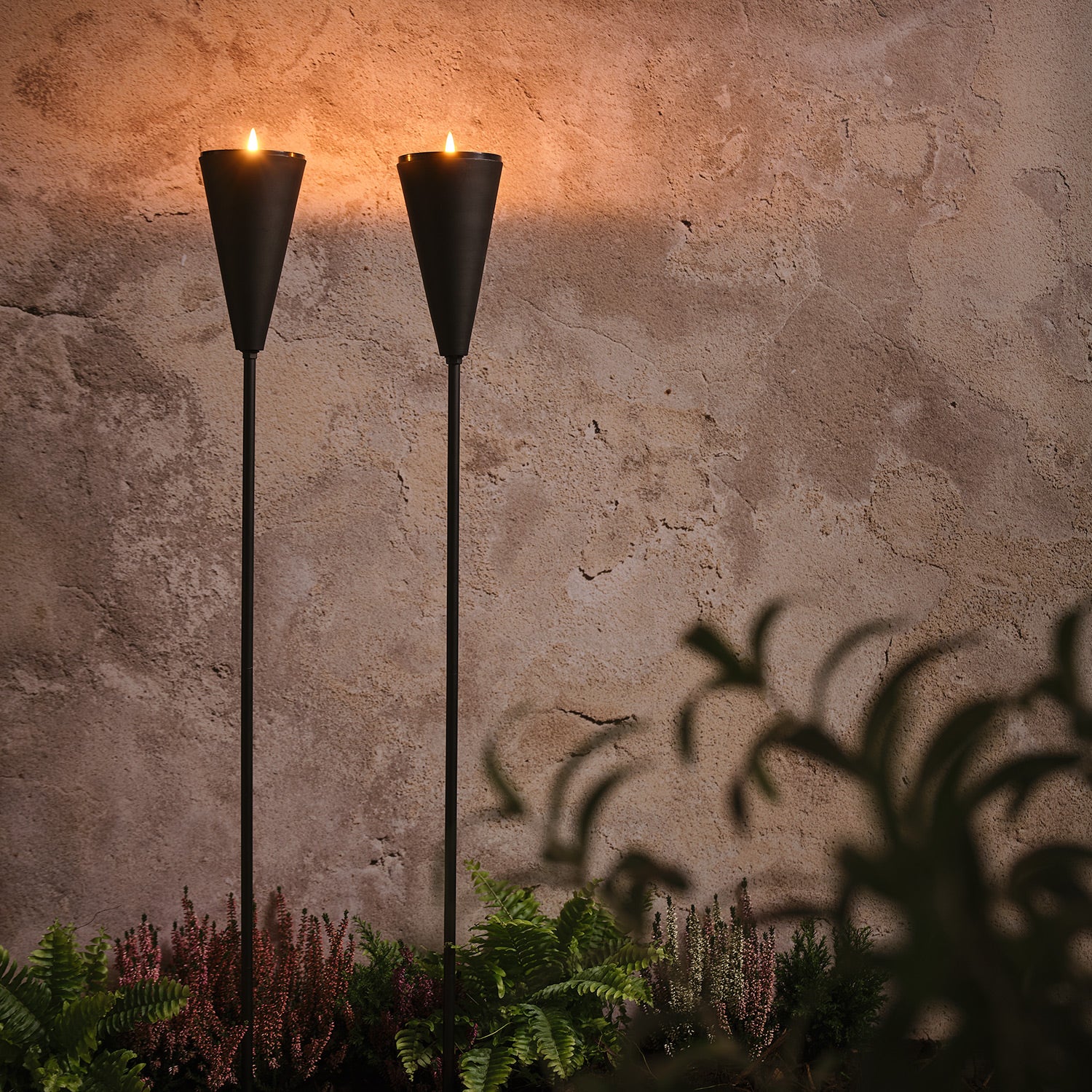 Set of 2 Solar Torch Stake Lights - Image 3