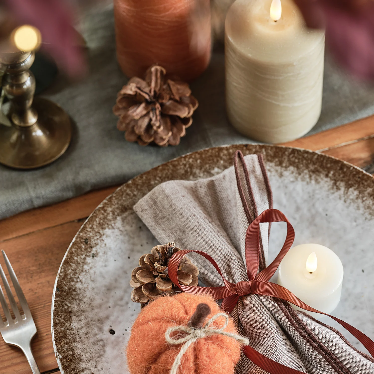 Set of 4 Felt Pumpkin Table Decorations - Image 5