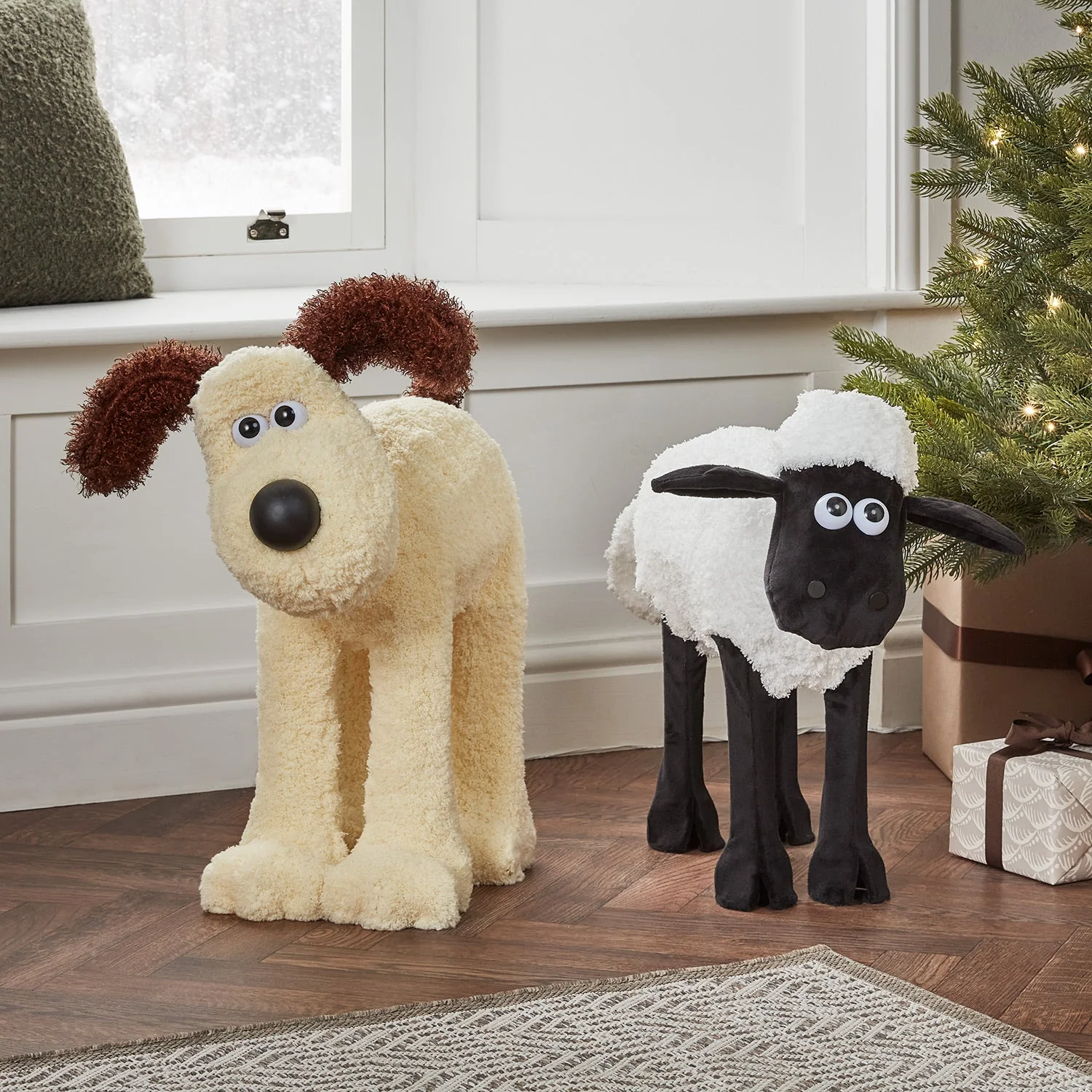 Shaun the Sheep & Gromit Christmas Figures - Image 6