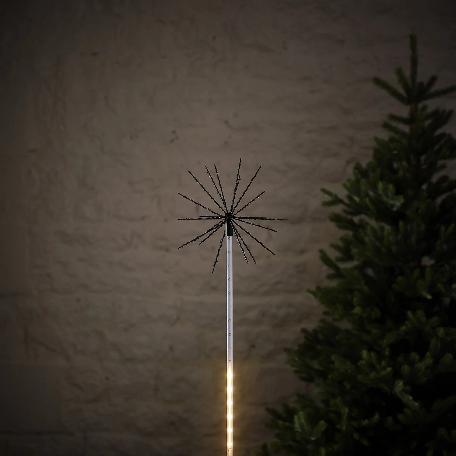 Shooting Starburst Stake Light - Image 3