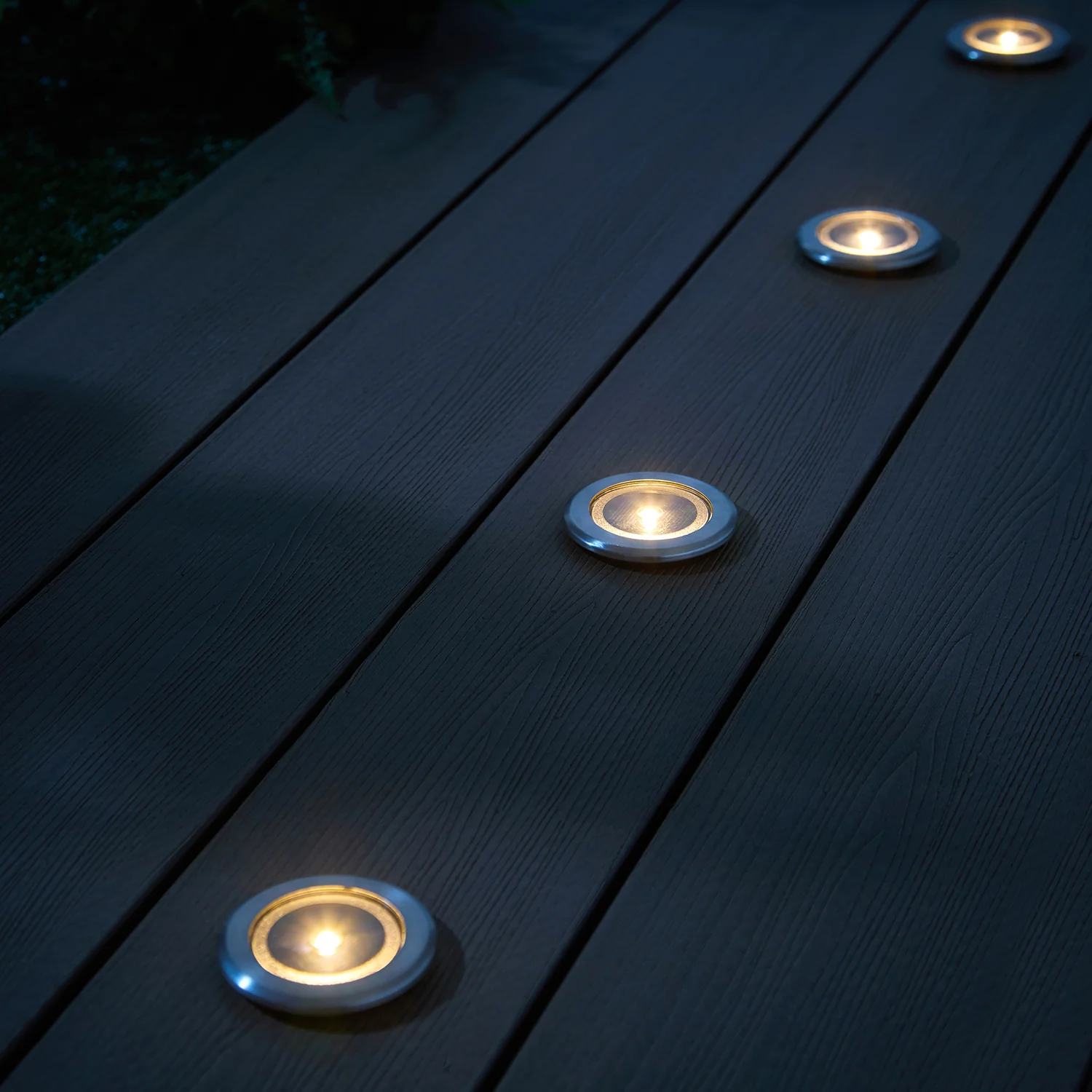 4 Solar Decking Spotlights - Image 7