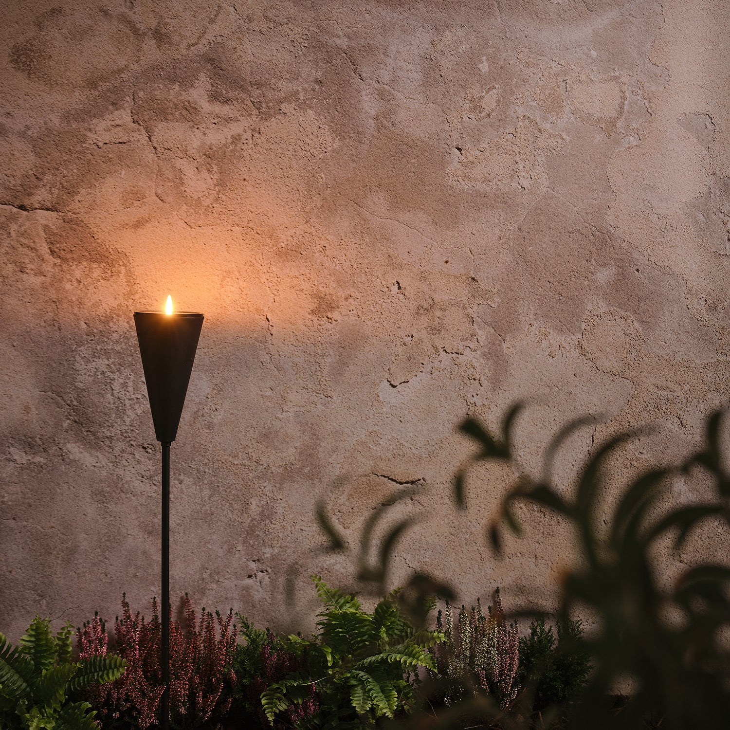 Solar Torch Stake Light - Image 4
