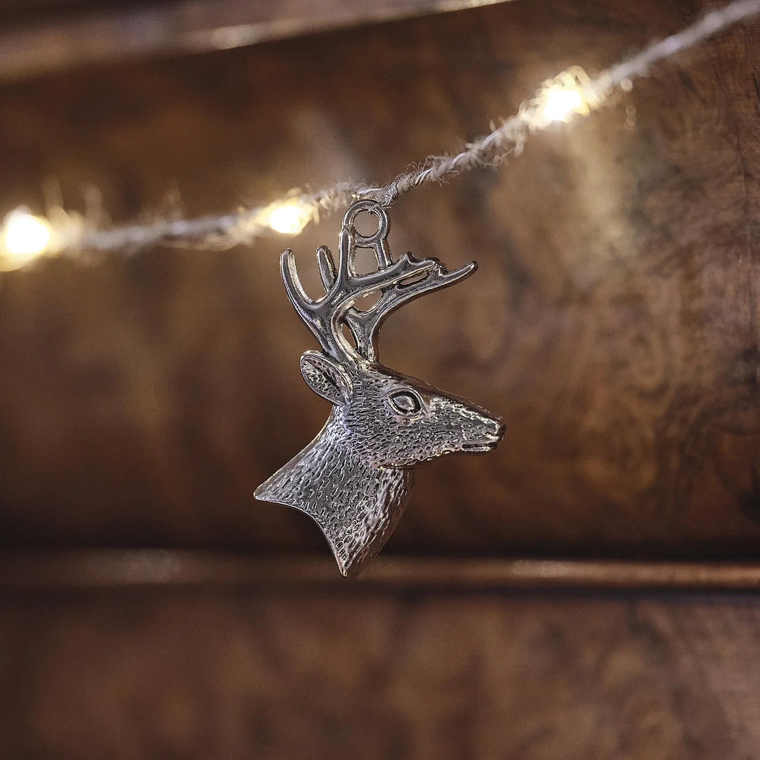 Stag’s Head Micro LED Christmas Garland - Image 3