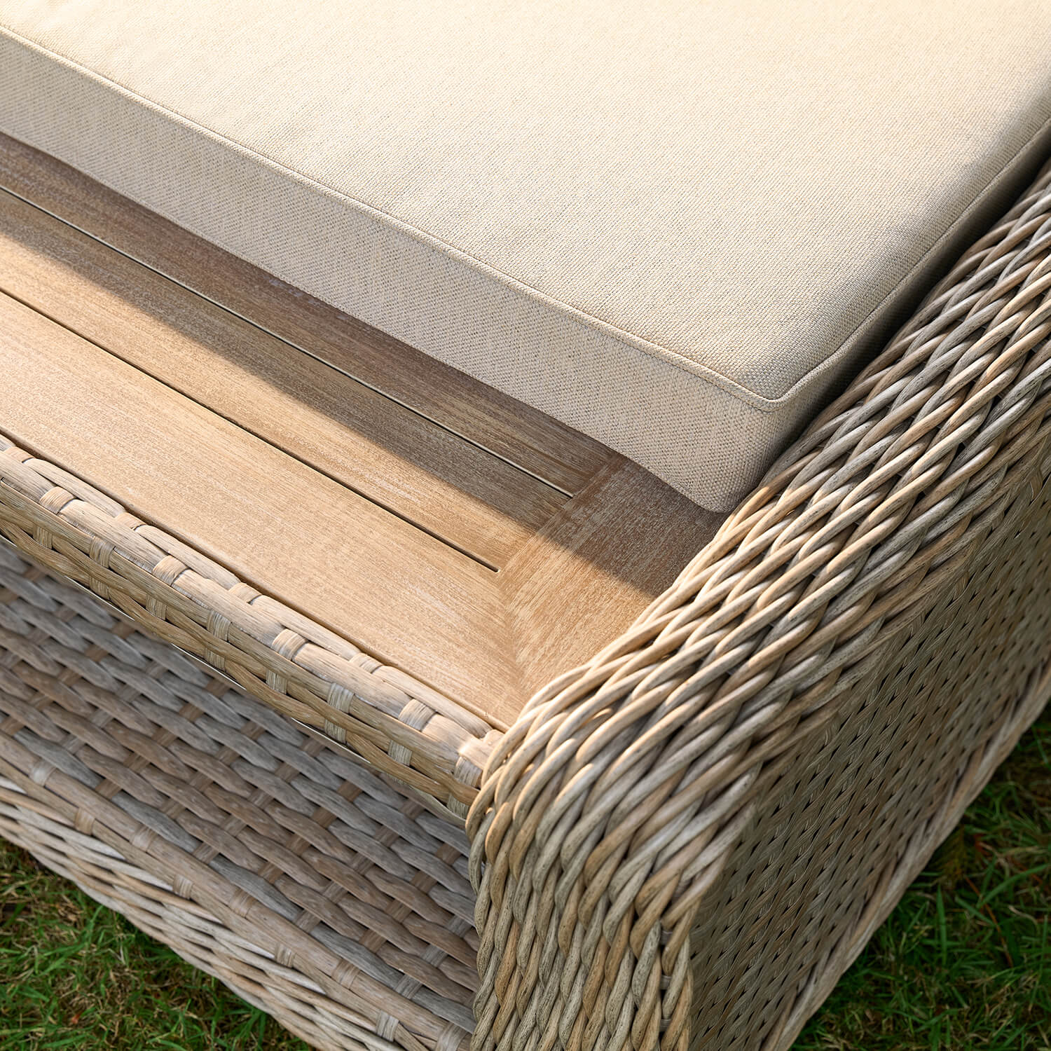 The Lismore Sofa Set - Image 3