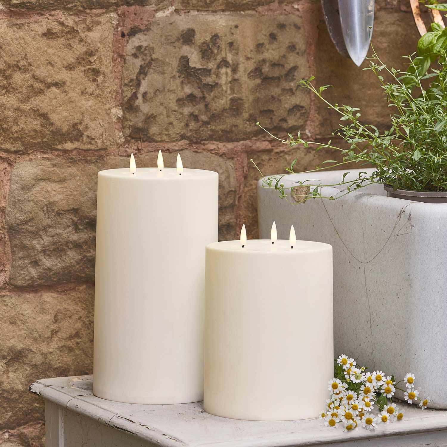 TruGlow® 3 Wick Waterproof Outdoor Candle 20cm - Image 3