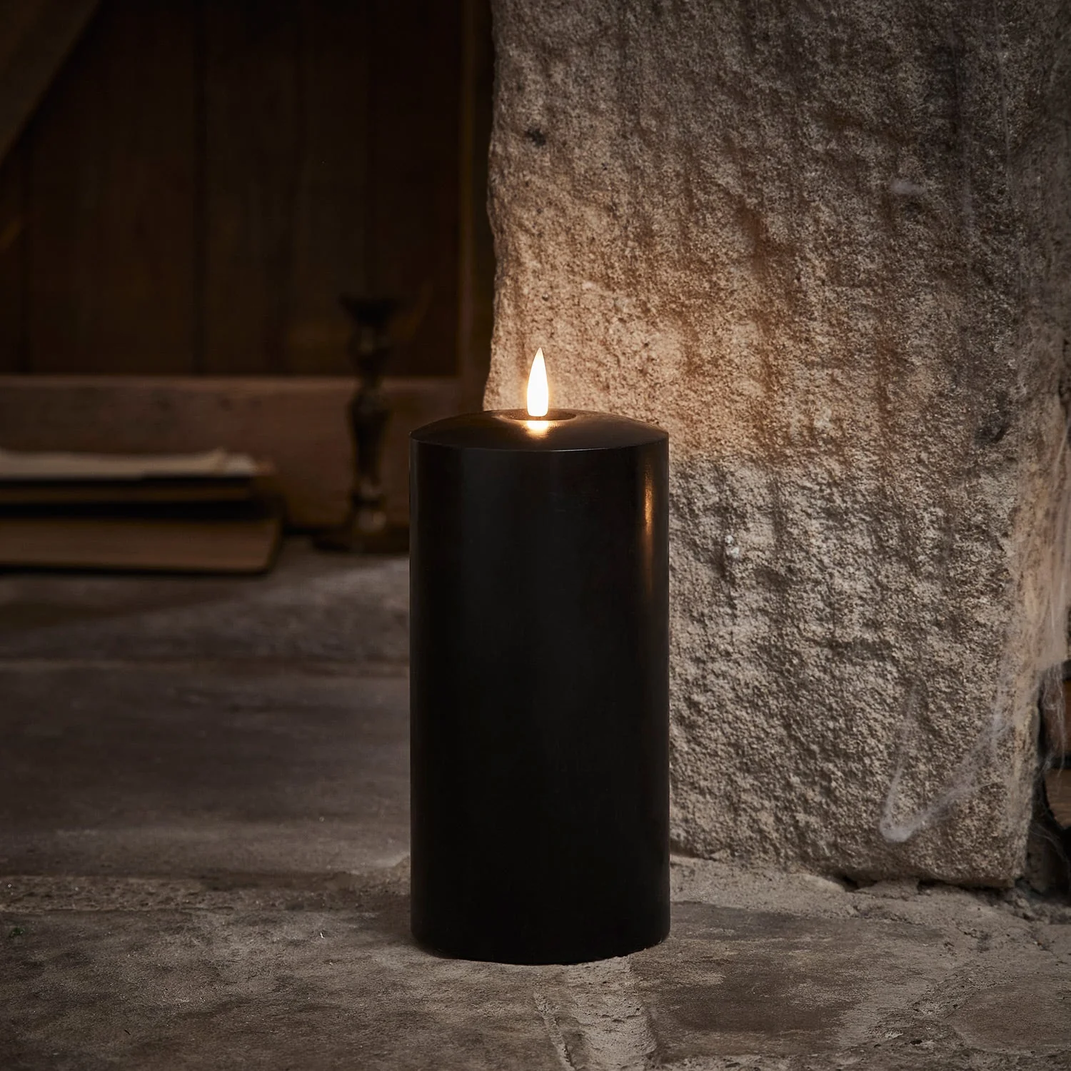TruGlow® Black LED Chapel Candle 20cm - Image 2