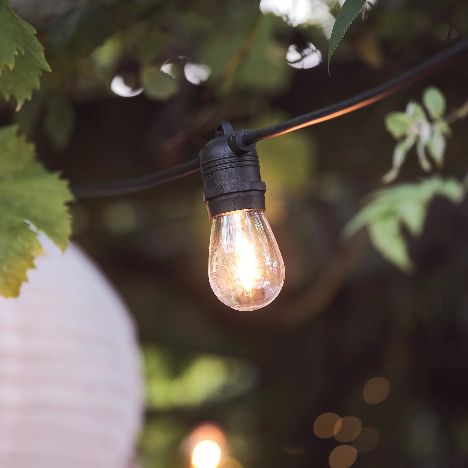 Ultimate Connect 5m 10 Warm White Festoon Lights Black Cable - Image 11