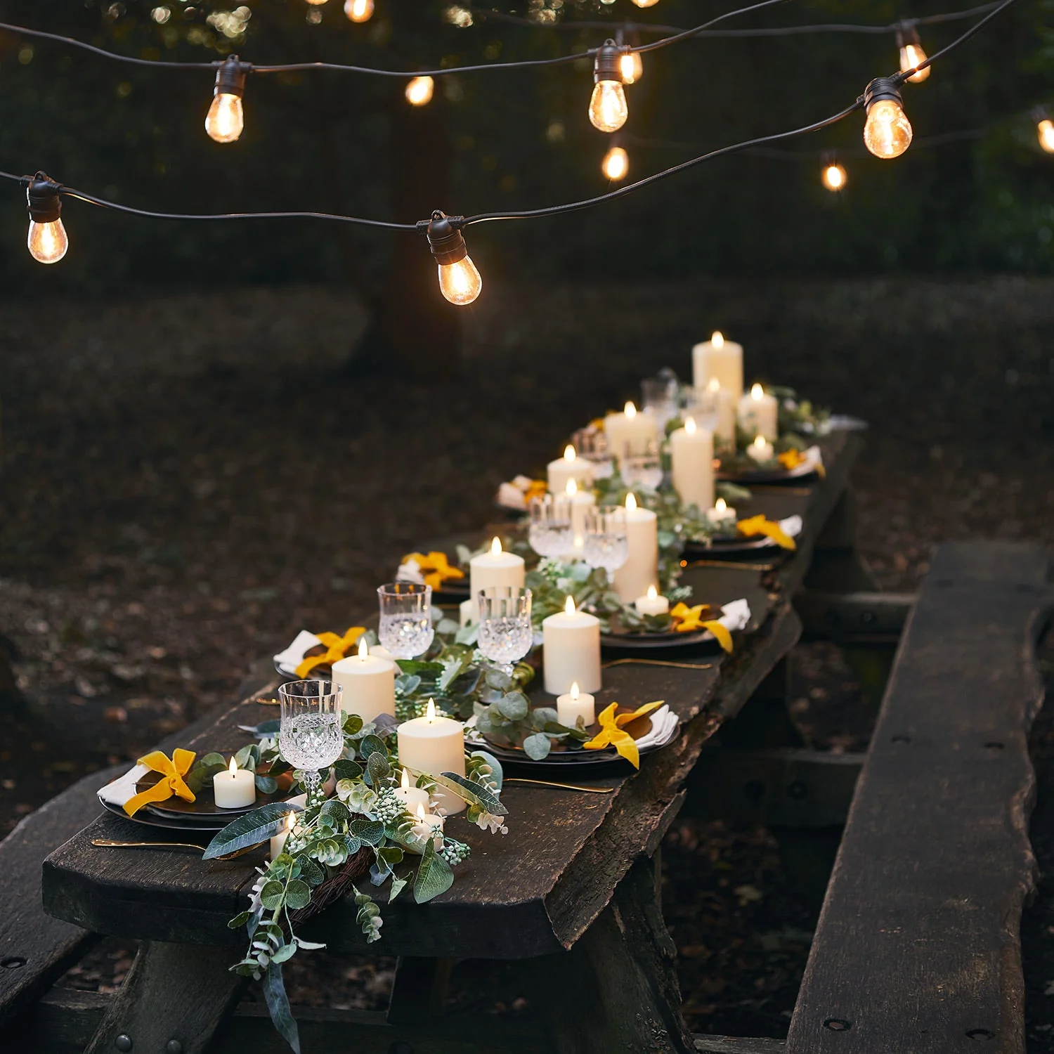 Ultimate Connect 85m 170 Warm White Festoon Lights Black Cable - Image 6