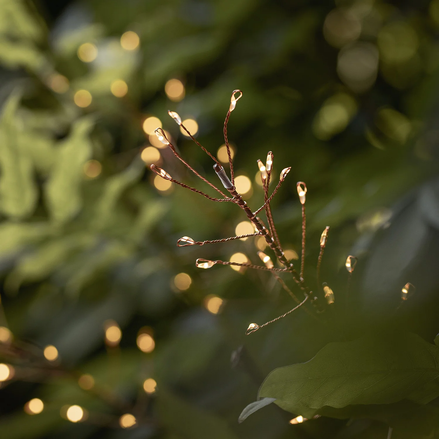 Bali Wavy Grass Solar Stake Light - Image 4